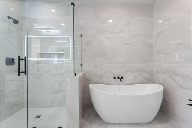 5204 Gibson Drive, The Colony, TX 75056