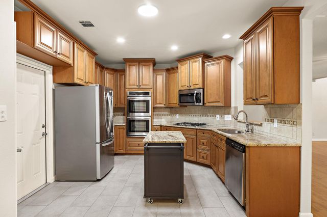 800 Timber TRL, Cedar Park, TX 78613