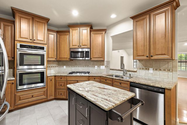 800 Timber TRL, Cedar Park, TX 78613