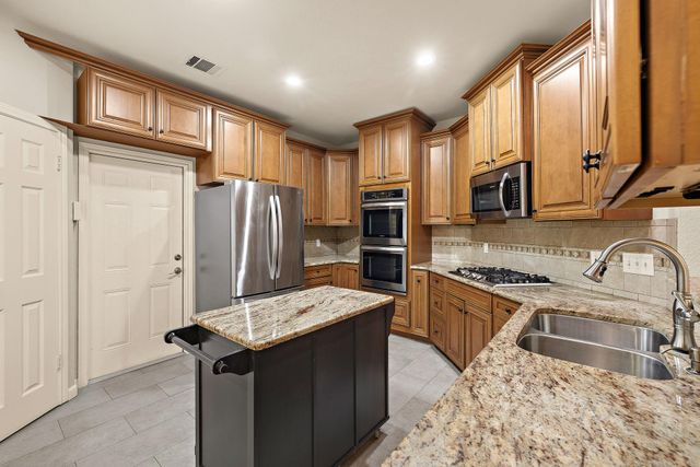 800 Timber TRL, Cedar Park, TX 78613