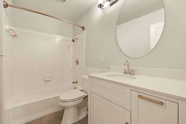 800 Timber TRL, Cedar Park, TX 78613