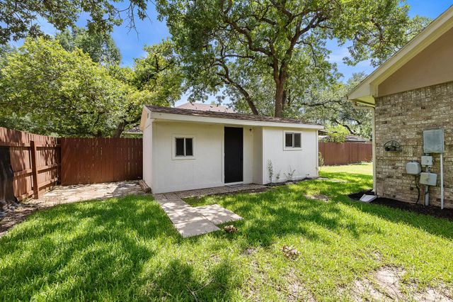 800 Timber TRL, Cedar Park, TX 78613