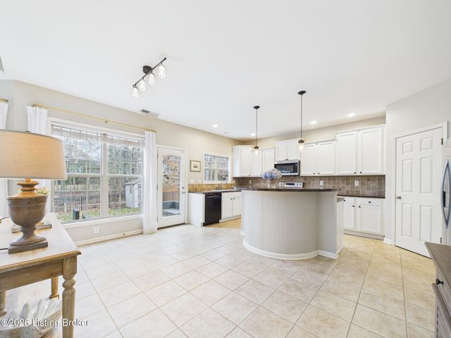 17020 Bowline View Trail, Louisville, KY 40245