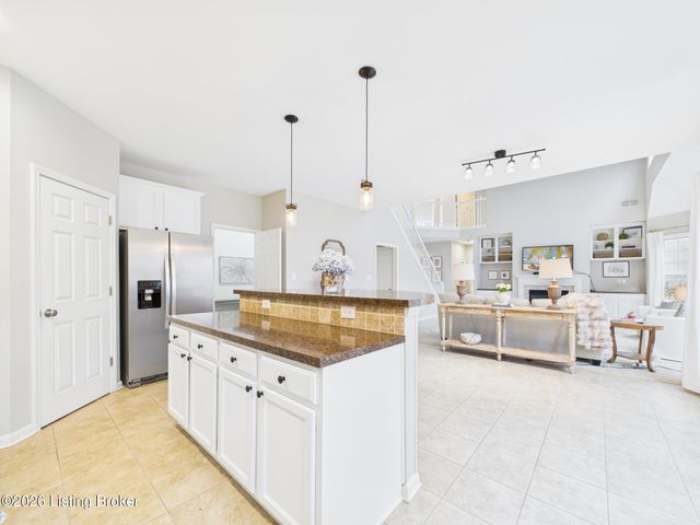 17020 Bowline View Trail, Louisville, KY 40245