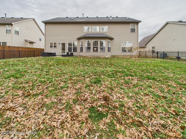 17020 Bowline View Trail, Louisville, KY 40245