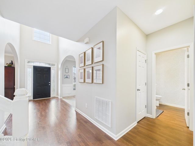 17020 Bowline View Trail, Louisville, KY 40245