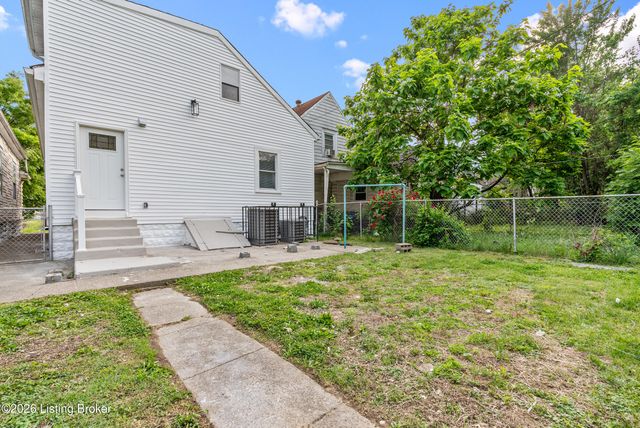 2303 Greenwood Ave, Louisville, KY 40210