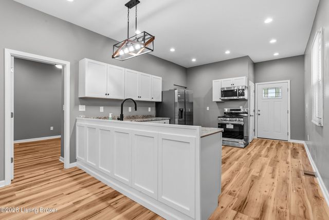2303 Greenwood Ave, Louisville, KY 40210