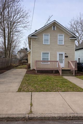 35 Clarence Street, Pontiac, MI 48342