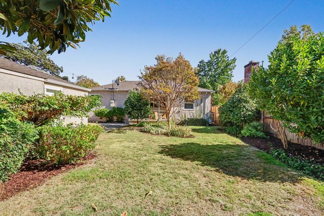 3154 16th St, Sacramento, CA 95818