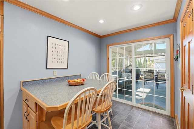 421 E Washington Blvd, Grove City Boro, PA 16127