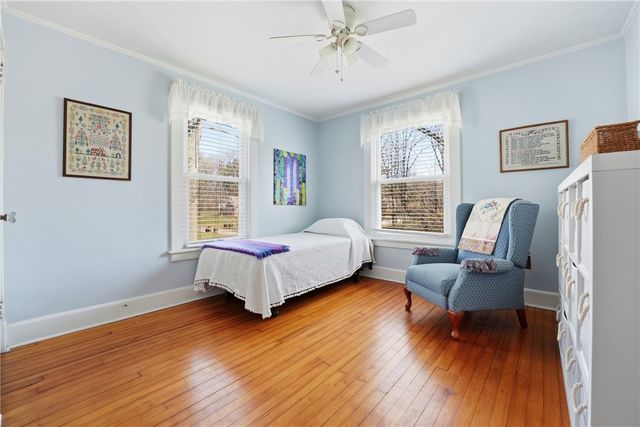 421 E Washington Blvd, Grove City Boro, PA 16127