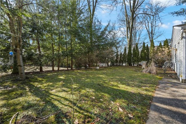 421 E Washington Blvd, Grove City Boro, PA 16127