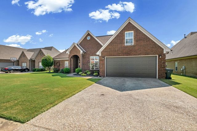 2360 DELLA ST, Hernando, MS 38632