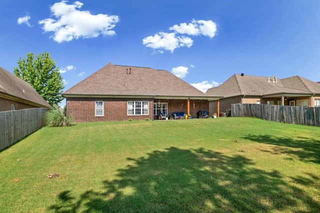 2360 DELLA ST, Hernando, MS 38632