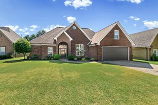 2360 DELLA ST, Hernando, MS 38632