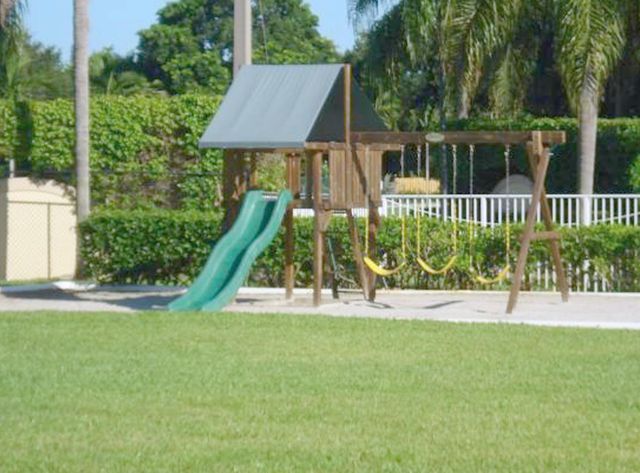 2080 Greenview Shores Boulevard 419, Wellington, FL 33414