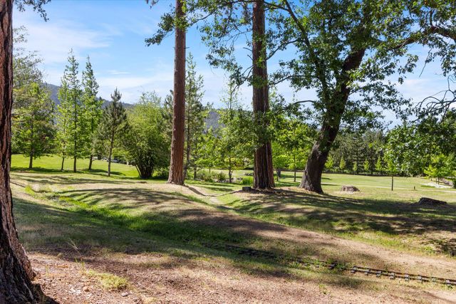 4896 Highway 66, Ashland, OR 97520