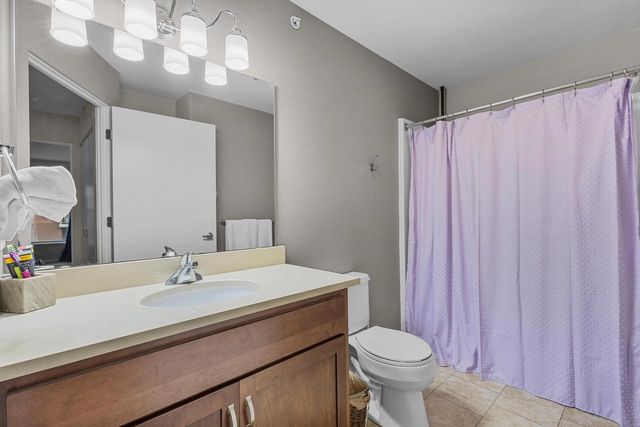 118 S WASHINGTON STREET, Green Bay, WI 54301