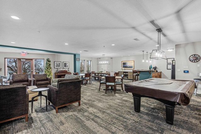 118 S WASHINGTON STREET, Green Bay, WI 54301