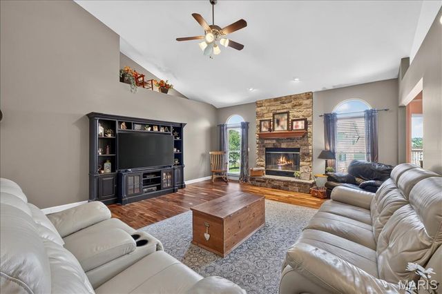805 Liberty Creek Drive, Wentzville, MO 63385