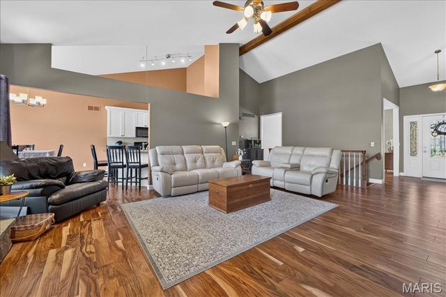805 Liberty Creek Drive, Wentzville, MO 63385