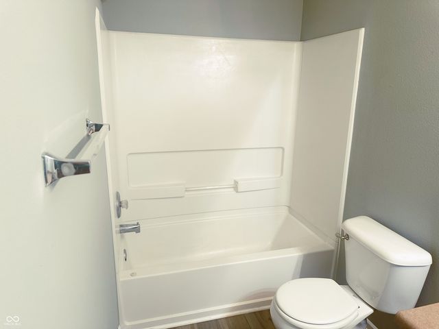 2967 Hearthside Drive, Greenwood, IN 46143