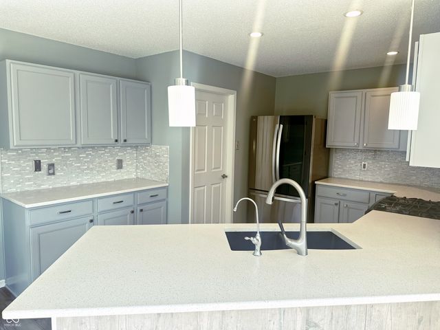 2967 Hearthside Drive, Greenwood, IN 46143