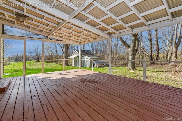 3823 Oxbow Road, Sodus Township, MI 49126