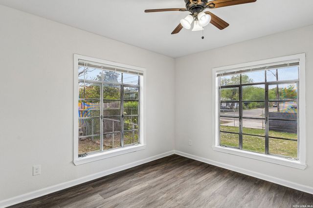 543 HOT WELLS BLVD, San Antonio, TX 78223