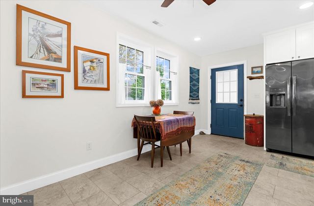 8 ANGLEWOOD AVE, Earleville, MD 21919