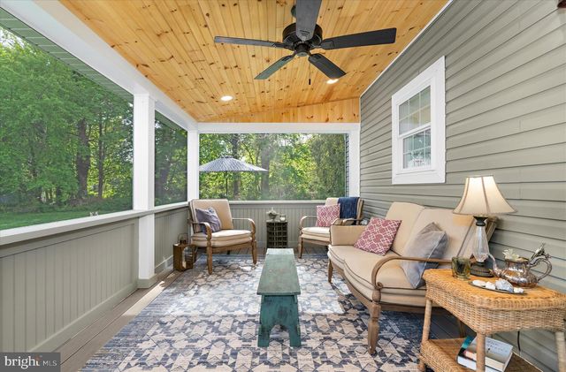8 ANGLEWOOD AVE, Earleville, MD 21919