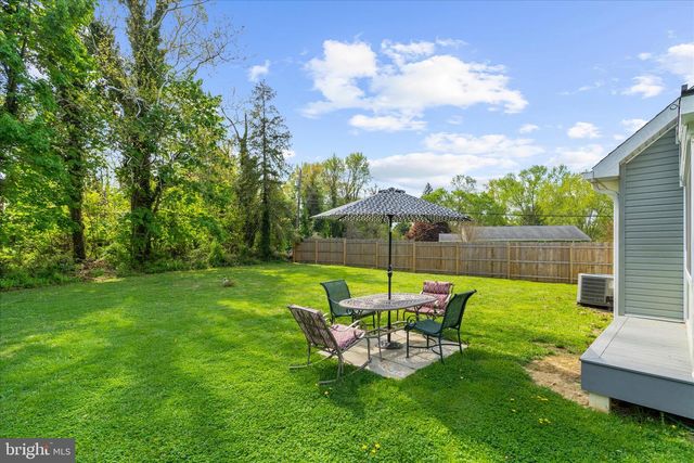 8 ANGLEWOOD AVE, Earleville, MD 21919