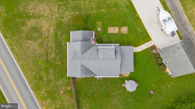 8 ANGLEWOOD AVE, Earleville, MD 21919