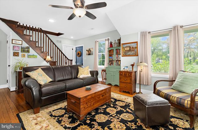 8 ANGLEWOOD AVE, Earleville, MD 21919