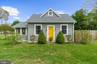 8 ANGLEWOOD AVE, Earleville, MD 21919