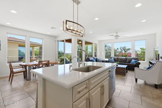 905 E COBBLE STONE Drive, Queen Creek, AZ 85140
