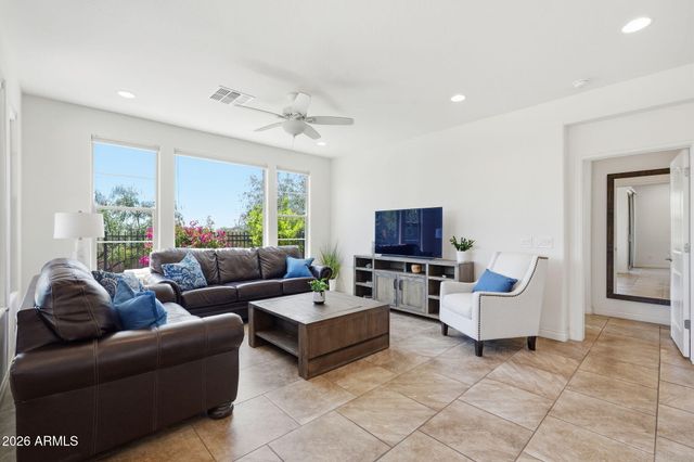 905 E COBBLE STONE Drive, Queen Creek, AZ 85140