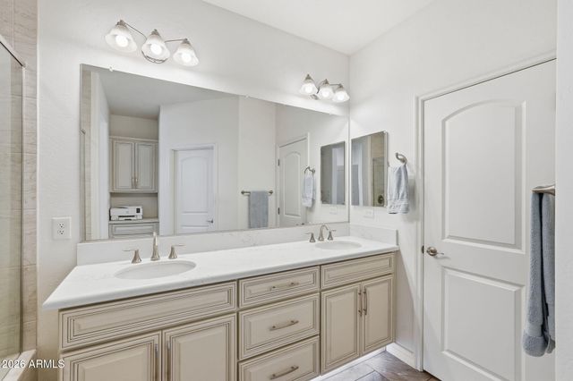 905 E COBBLE STONE Drive, Queen Creek, AZ 85140