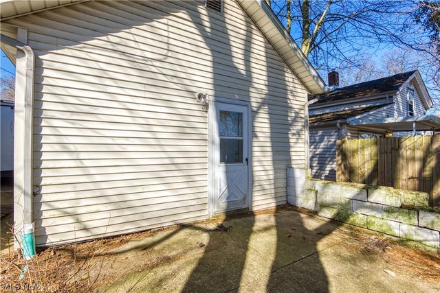 249 W Harris Avenue, Ravenna, OH 44266