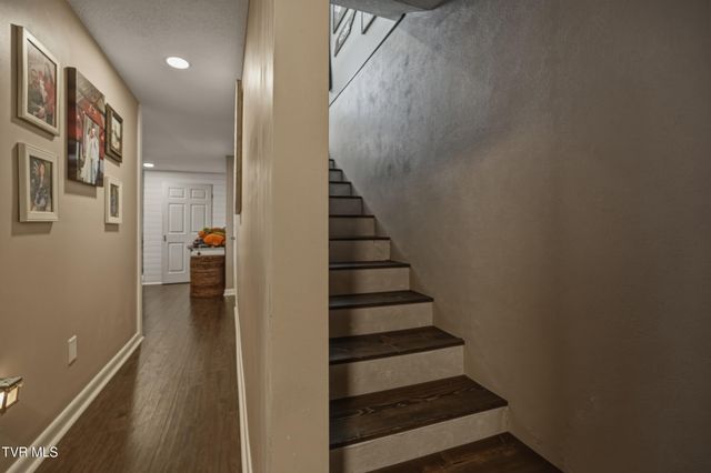 312 Thistlewood Drive, Kingsport, TN 37663