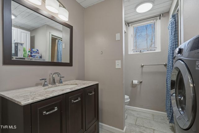 312 Thistlewood Drive, Kingsport, TN 37663