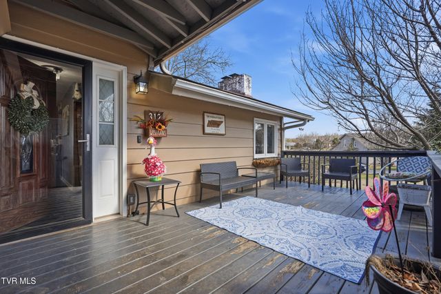 312 Thistlewood Drive, Kingsport, TN 37663