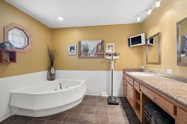 14629 S East Abbott Road, Homer Glen, IL 60491