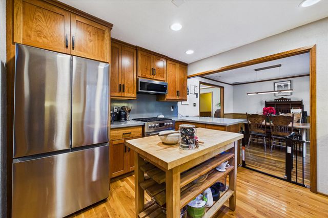 2099 Fickle Hill Road, Arcata, CA 95521