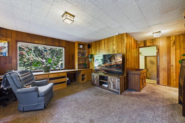 2099 Fickle Hill Road, Arcata, CA 95521