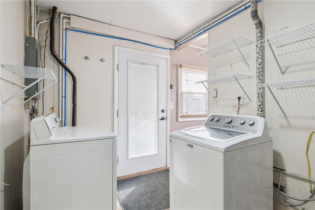 3723 Kencrest Drive, Cedar Rapids, IA 52402