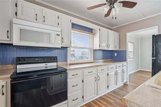 3723 Kencrest Drive, Cedar Rapids, IA 52402