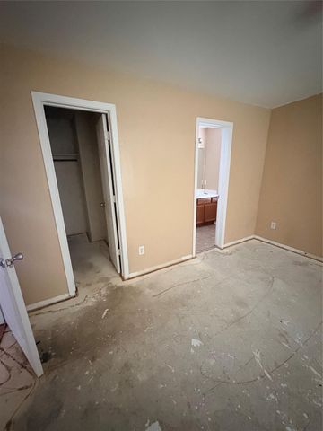 11931 Chanteloup Drive, Houston, TX 77047