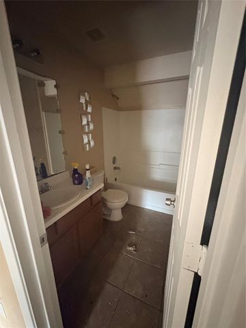 11931 Chanteloup Drive, Houston, TX 77047
